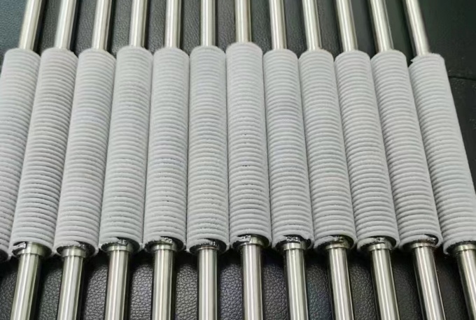 Several production methods of brush rollers